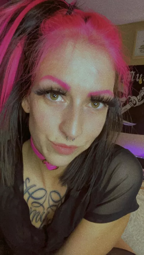 💗 Pink hair makes me slutty