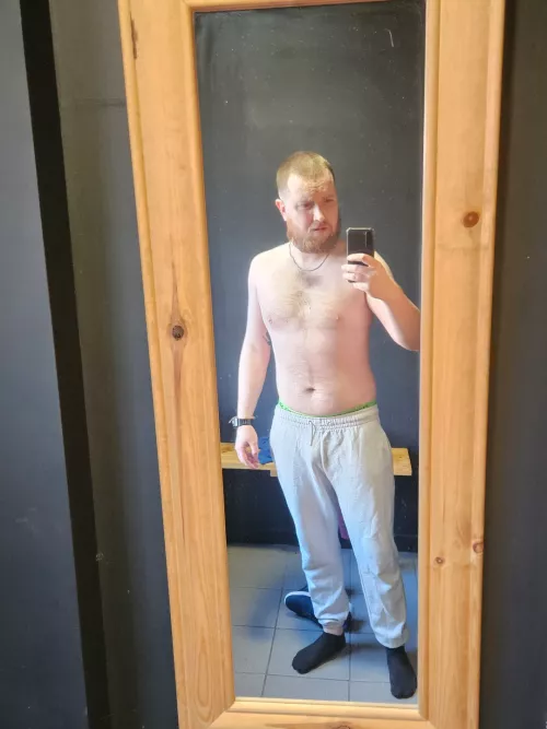 This was me this morning. Now I'm struggling to hold my switch lite π