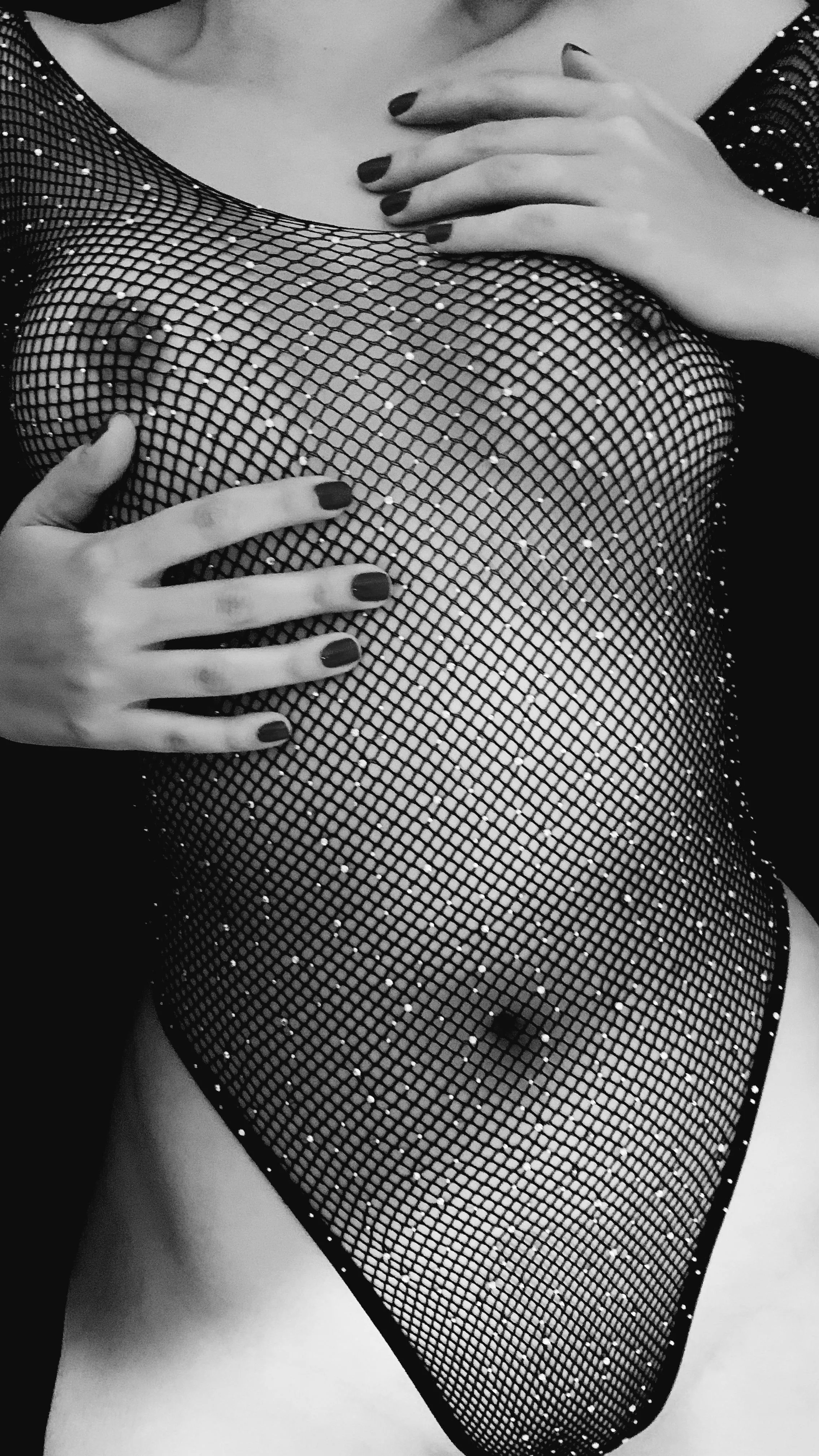 Trying some boudoir pics!! Do you like it?