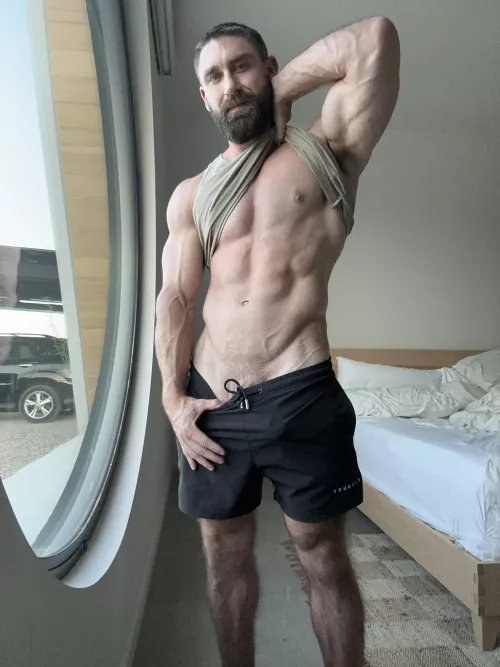 V getting more defined 