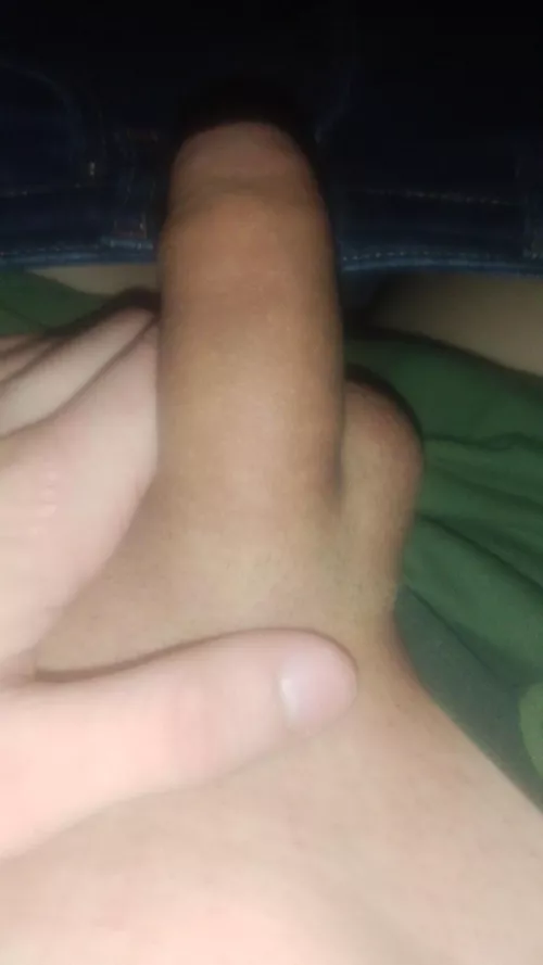Wanking my tiny cock. DM for trade in Snapchat 