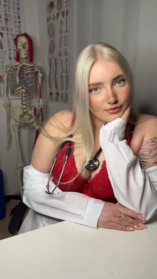 what's better than a hot nurse wifey?
