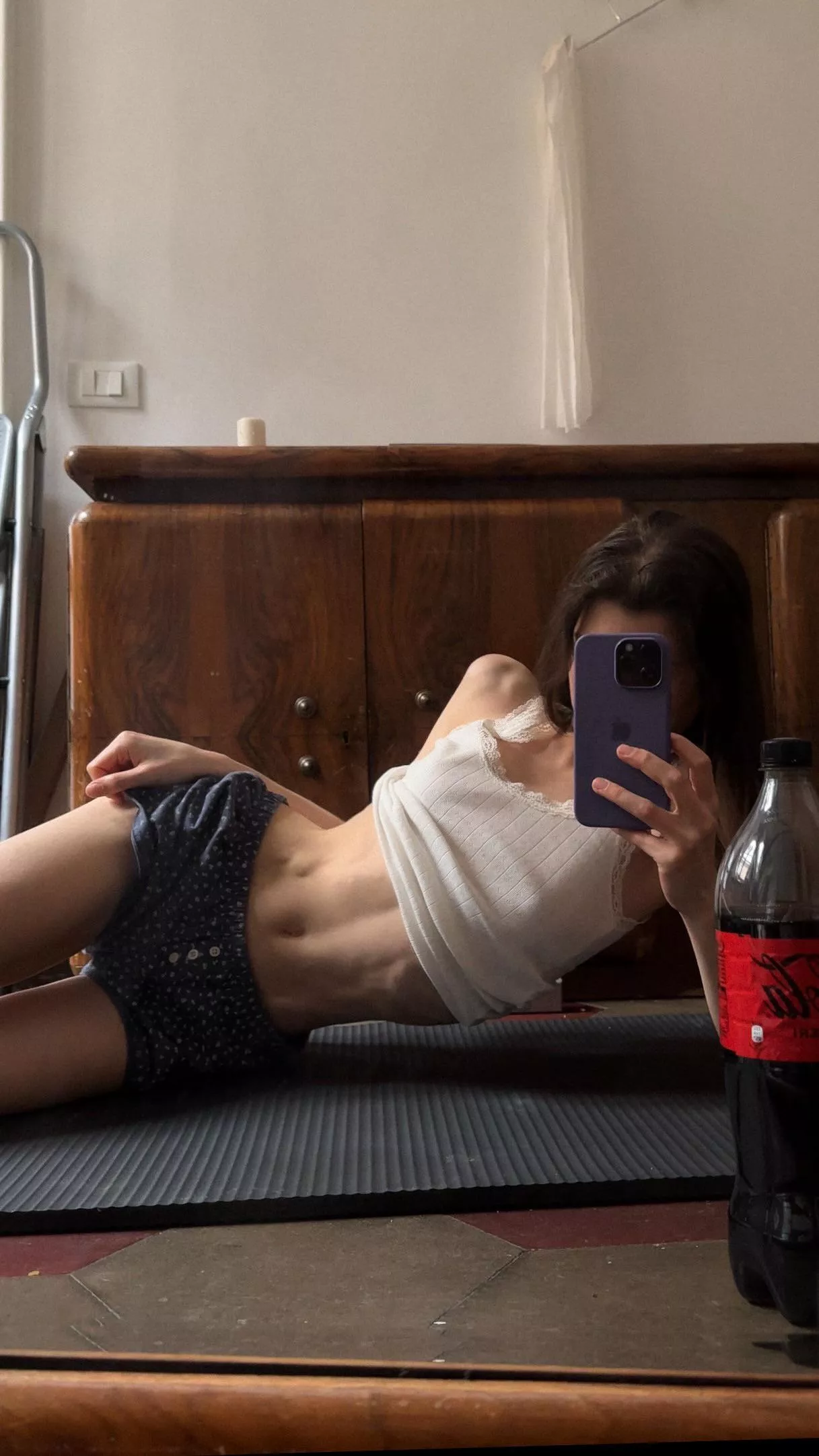 Would you grab my waist while kissing me? 