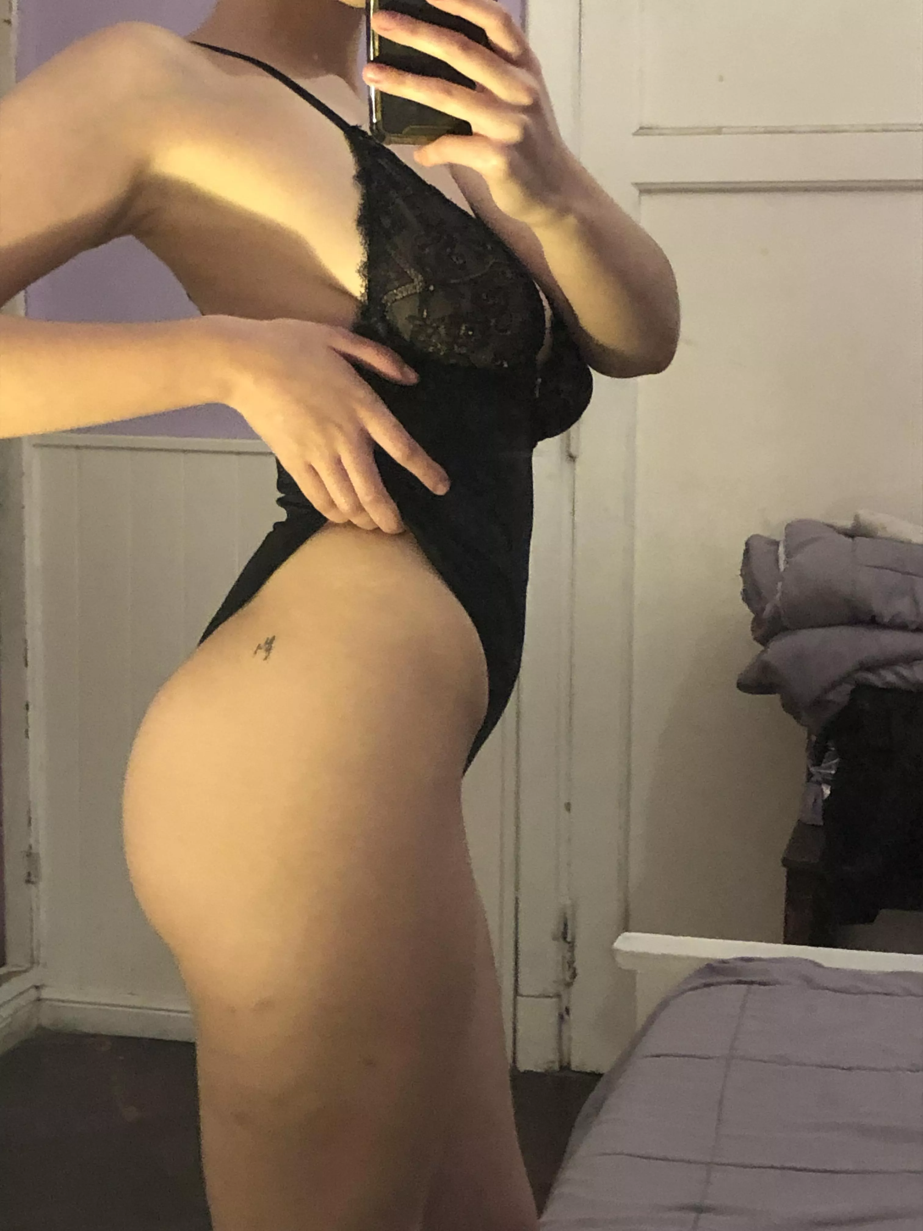 Would you play with it even tho it is that small? [wbo oc]