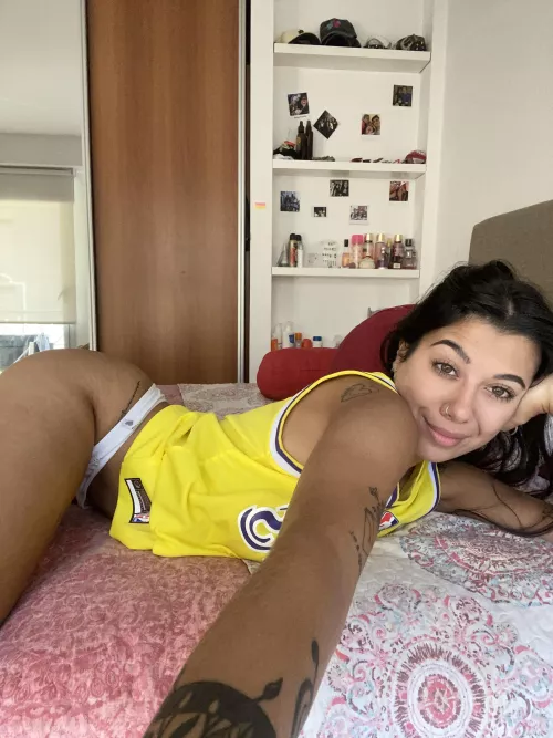 Would you say it's perfect size for you even tho I am only 4'11 latina?