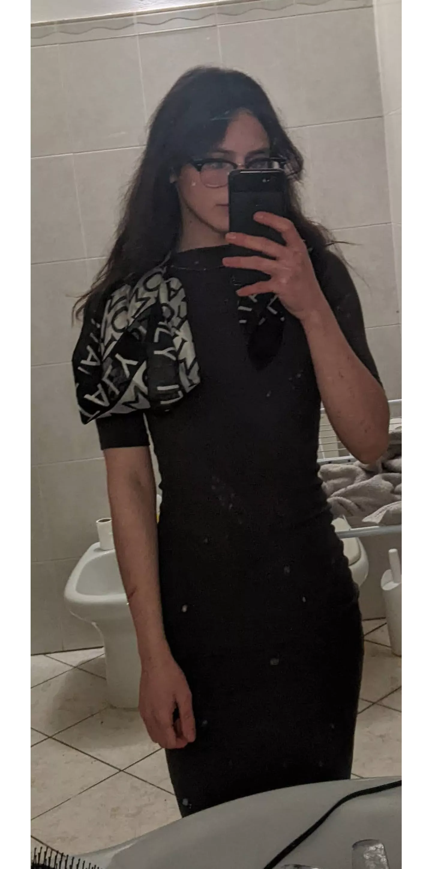 Wouldn't mind an air hostess job at this point 💝