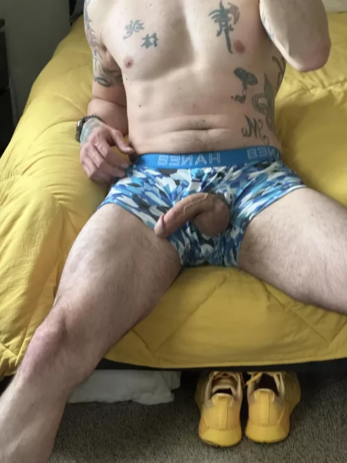 (43) help wanted: apply on dick