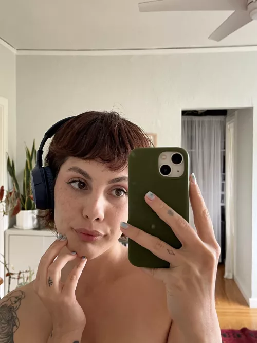 a freckled boi hi 🍧