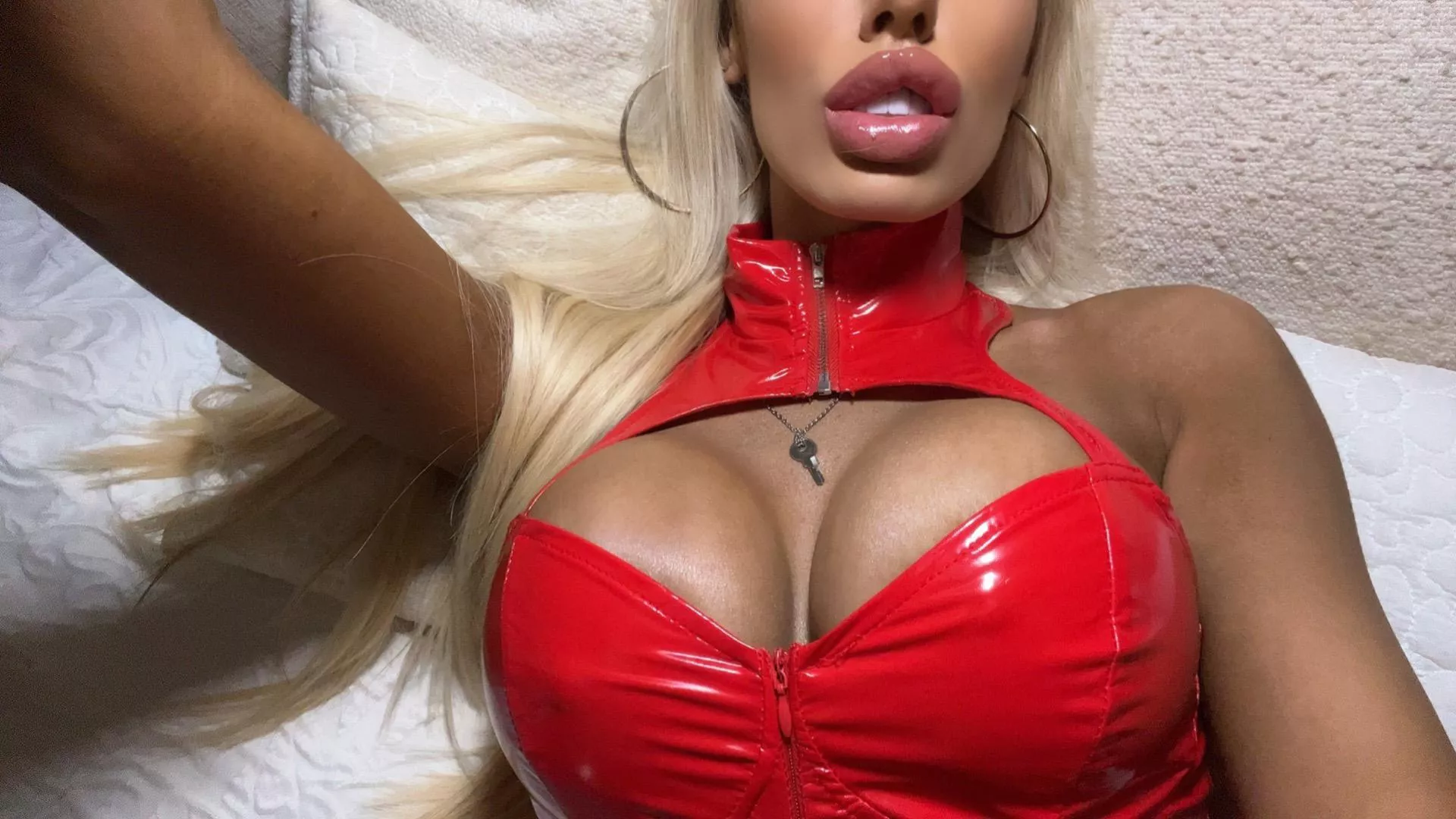 Blonde and naughty...