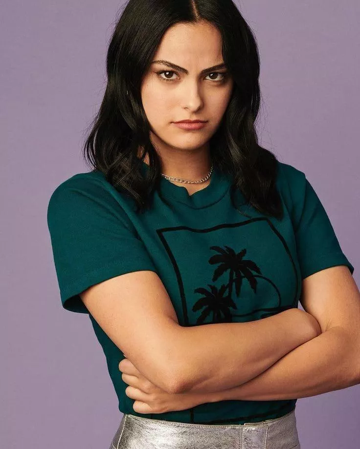 Camila Mendes