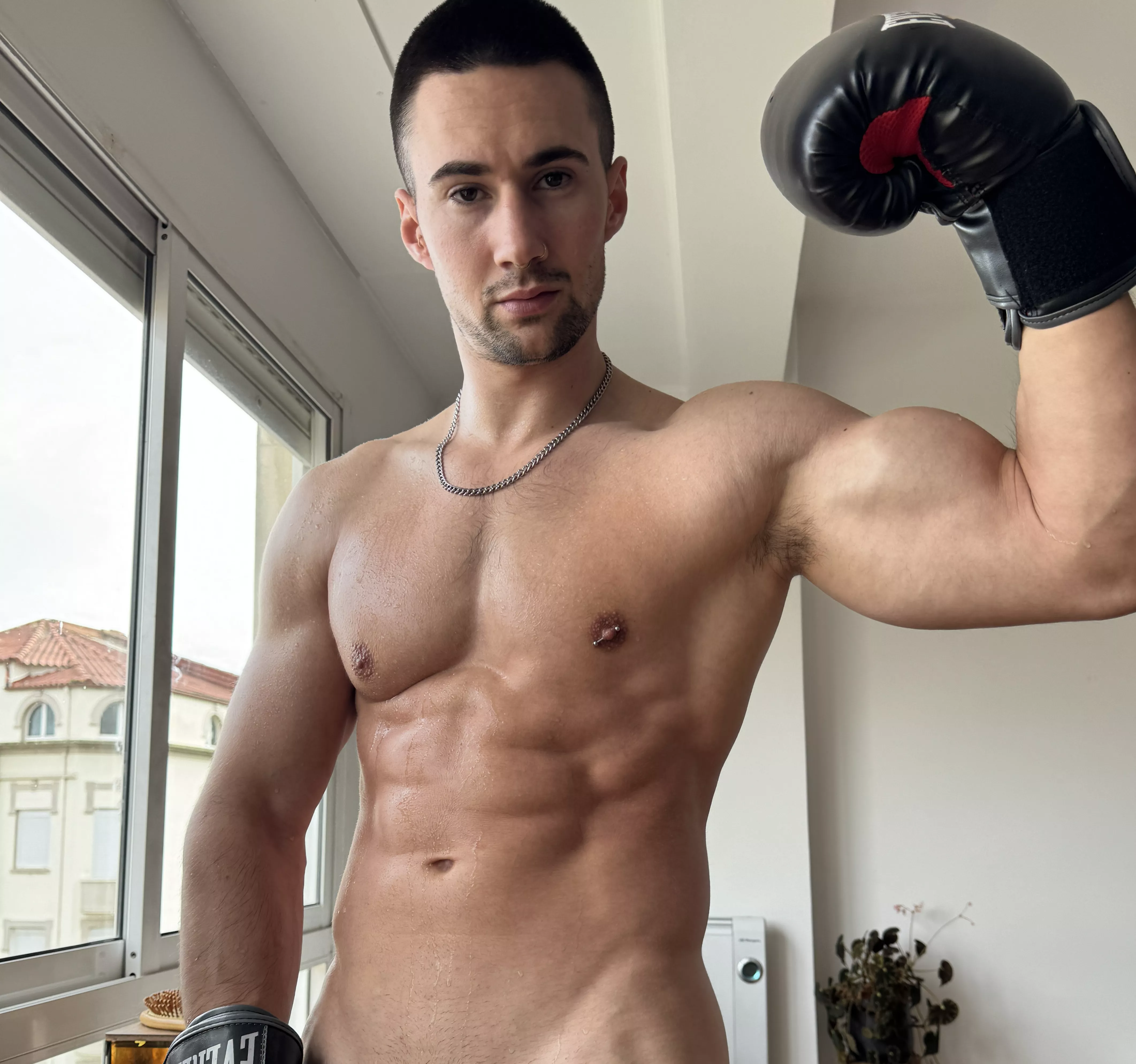Do you want to learn boxing in bed?