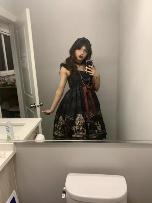 🖤Feeling like a gothic princess 🖤