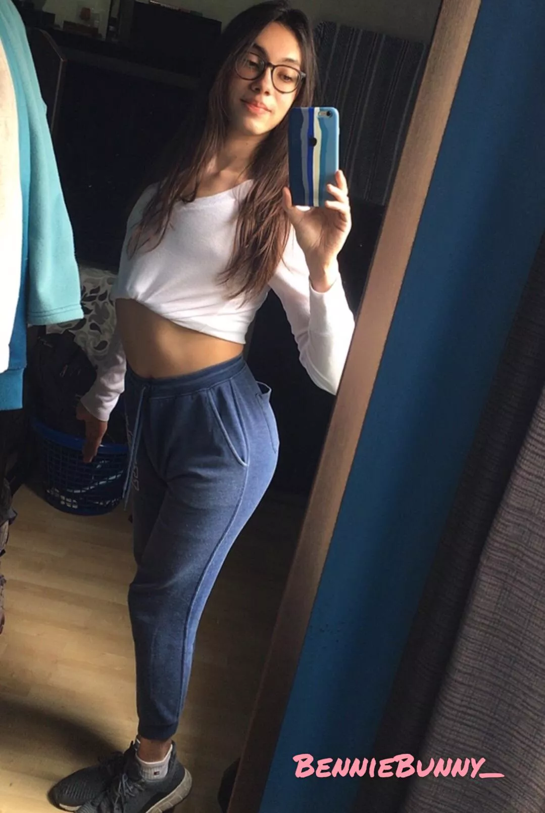 Gosh I love this outfit though I think I should wear more skirts ☺️✨