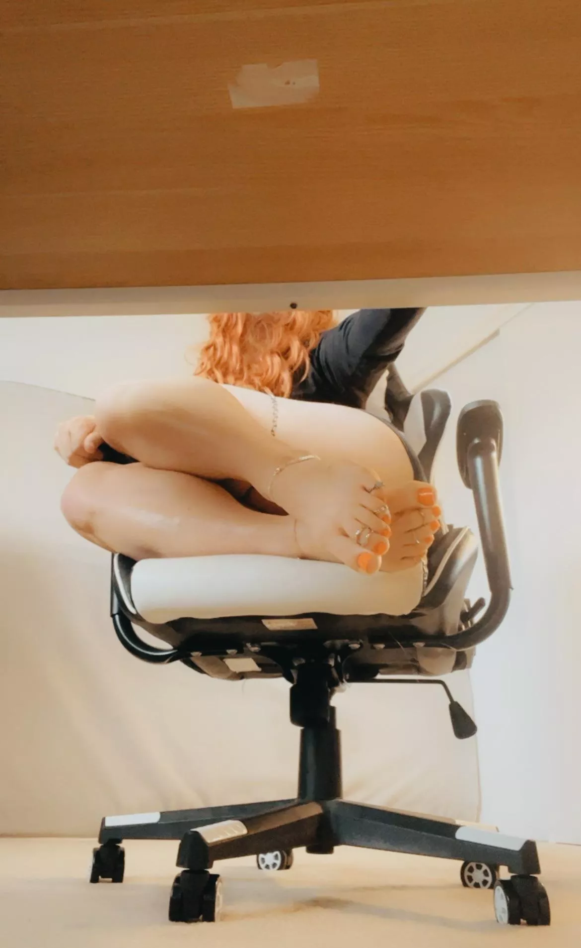 Happy tgirl toesday🧡❤️🧡❤️