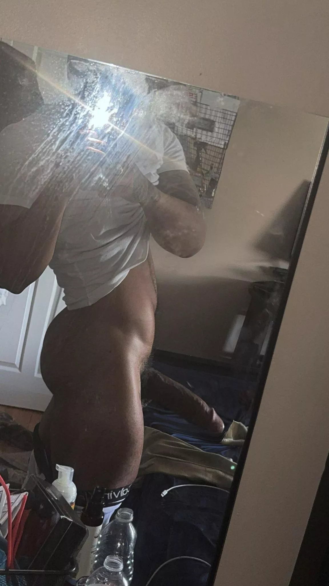 Haven’t posted in a few, who tryna get on their knees?