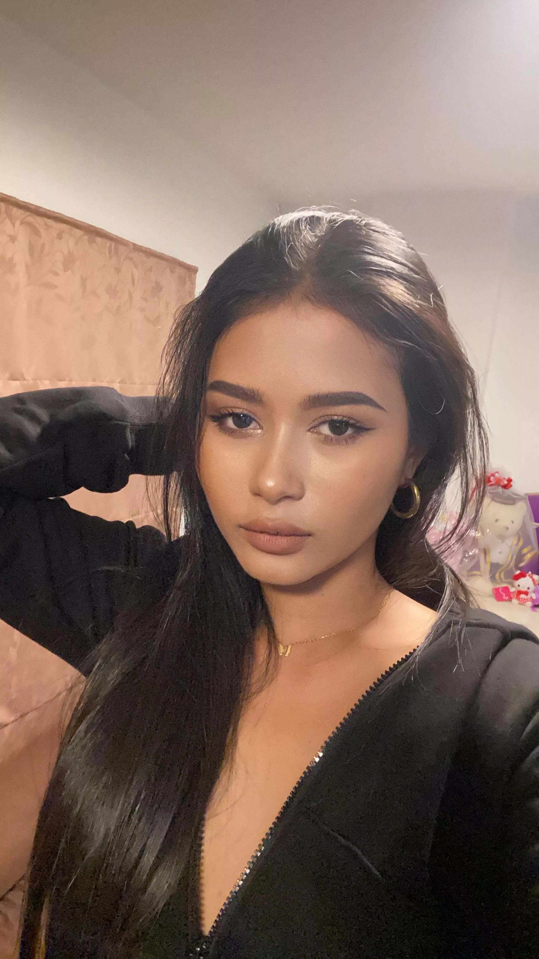 I hope my selfies to brighten your day! :)