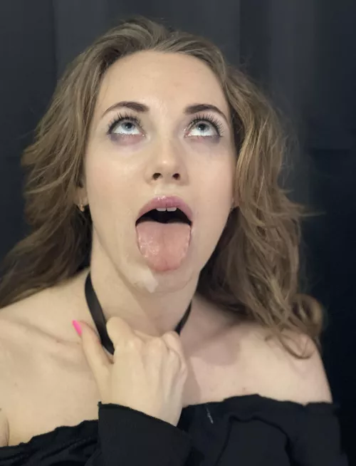 I love it when cum drips off me