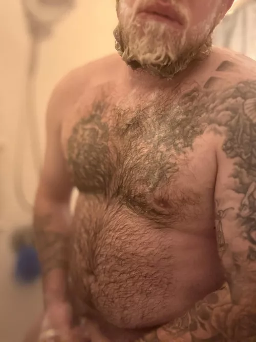 I need help washing up. Who can give me a hand ? 😇