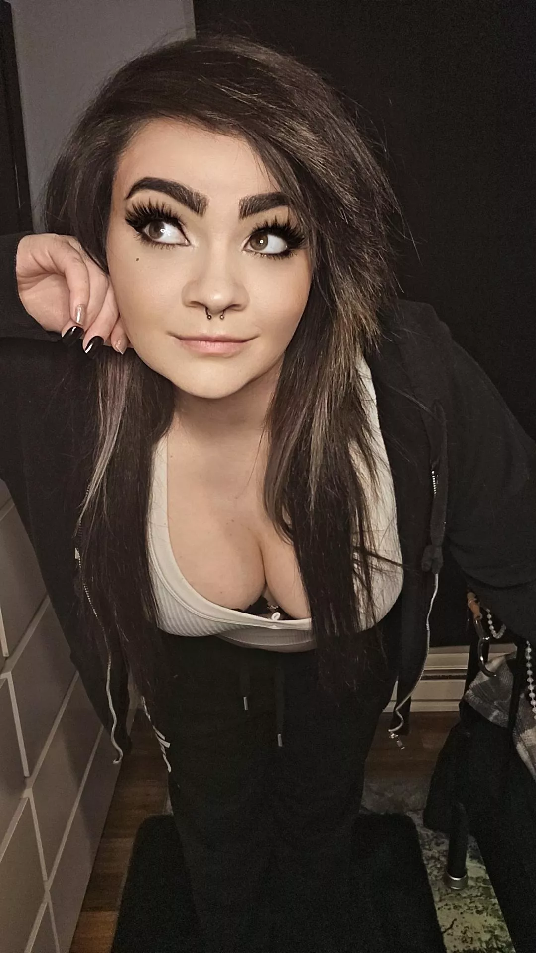 I wonder what you taste like ;) [OC] (@DixonxCider) [OnlyFans]