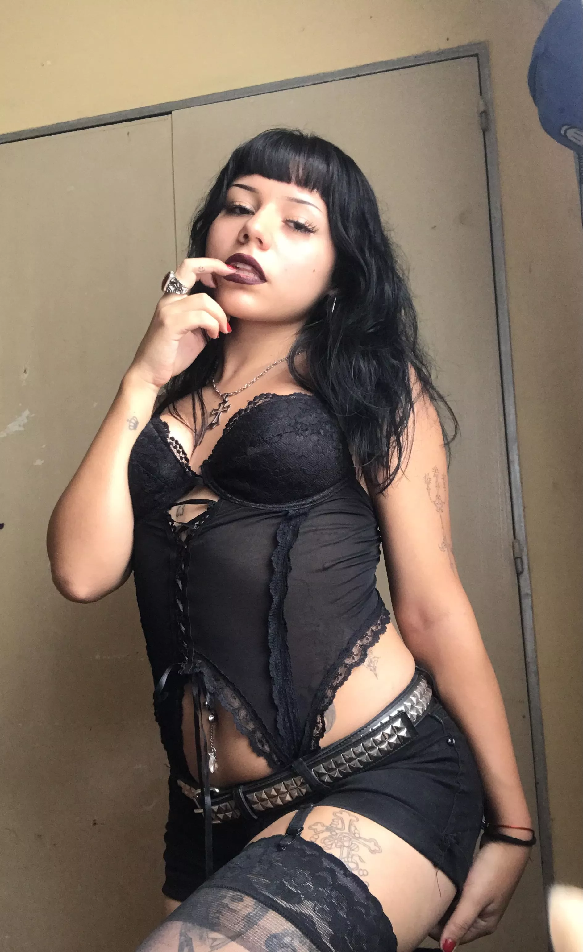 i'm looking for a toy that I can play with... let me know if u want to