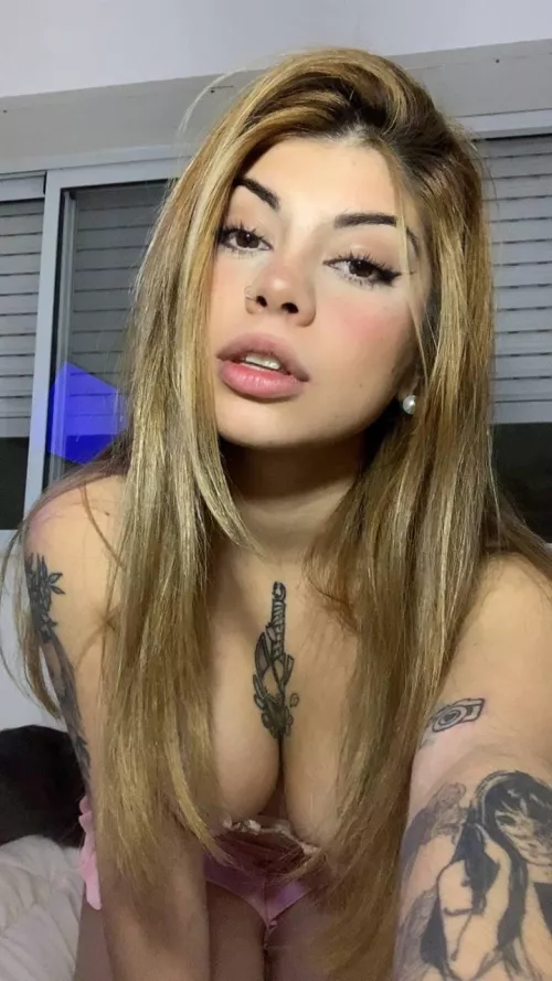 Innocent face yet wild and naughty in bed :)