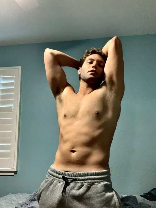 [M23] The abs are starting to show