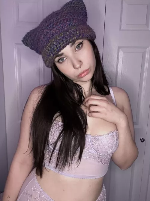 Meow meow muthafucka 💜💜