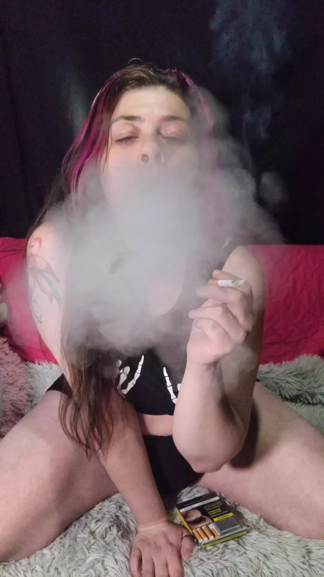 Nice thick exhales 🫦