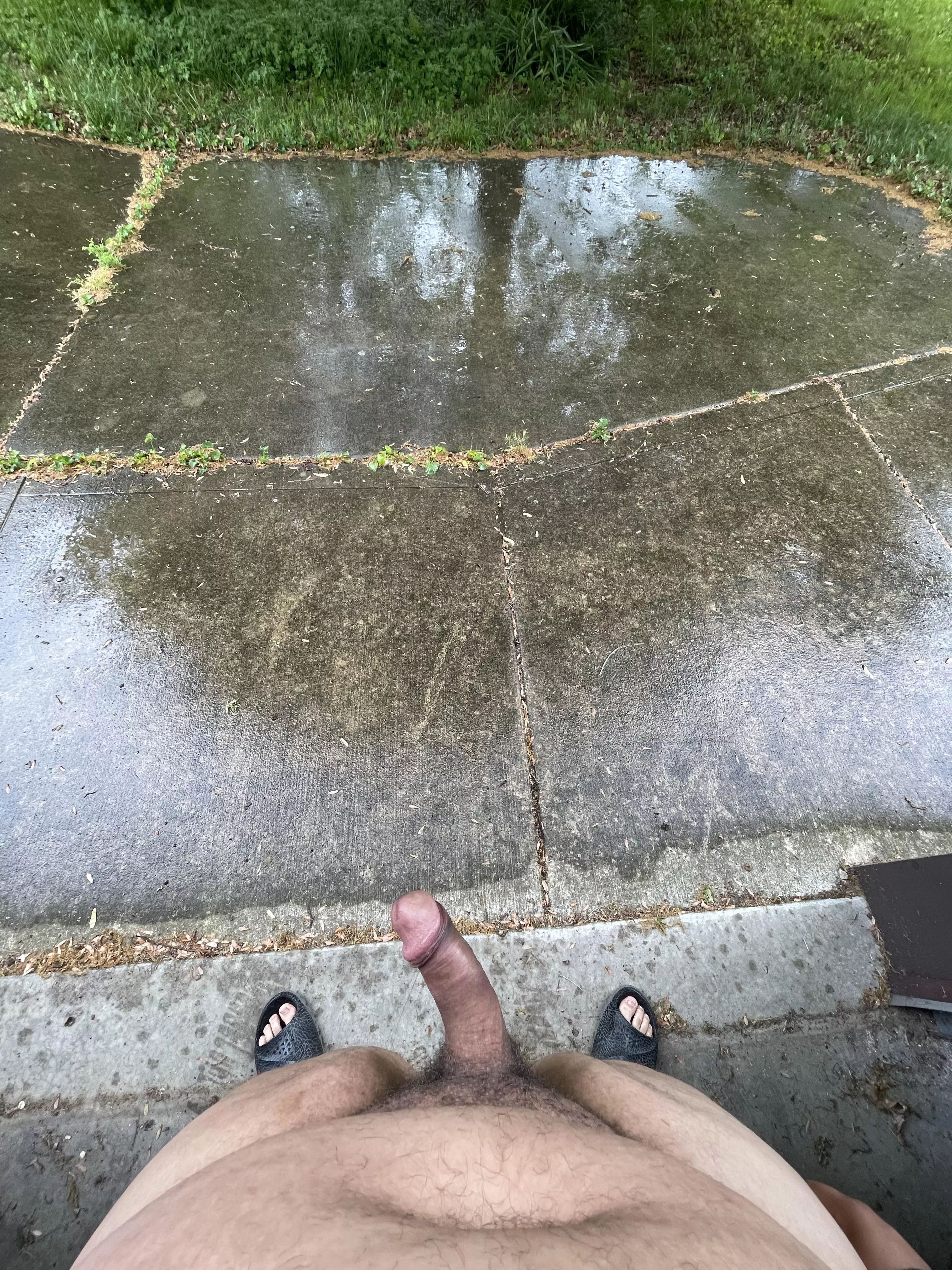 Off work today anyone wanna chat? I’m in the garage naked