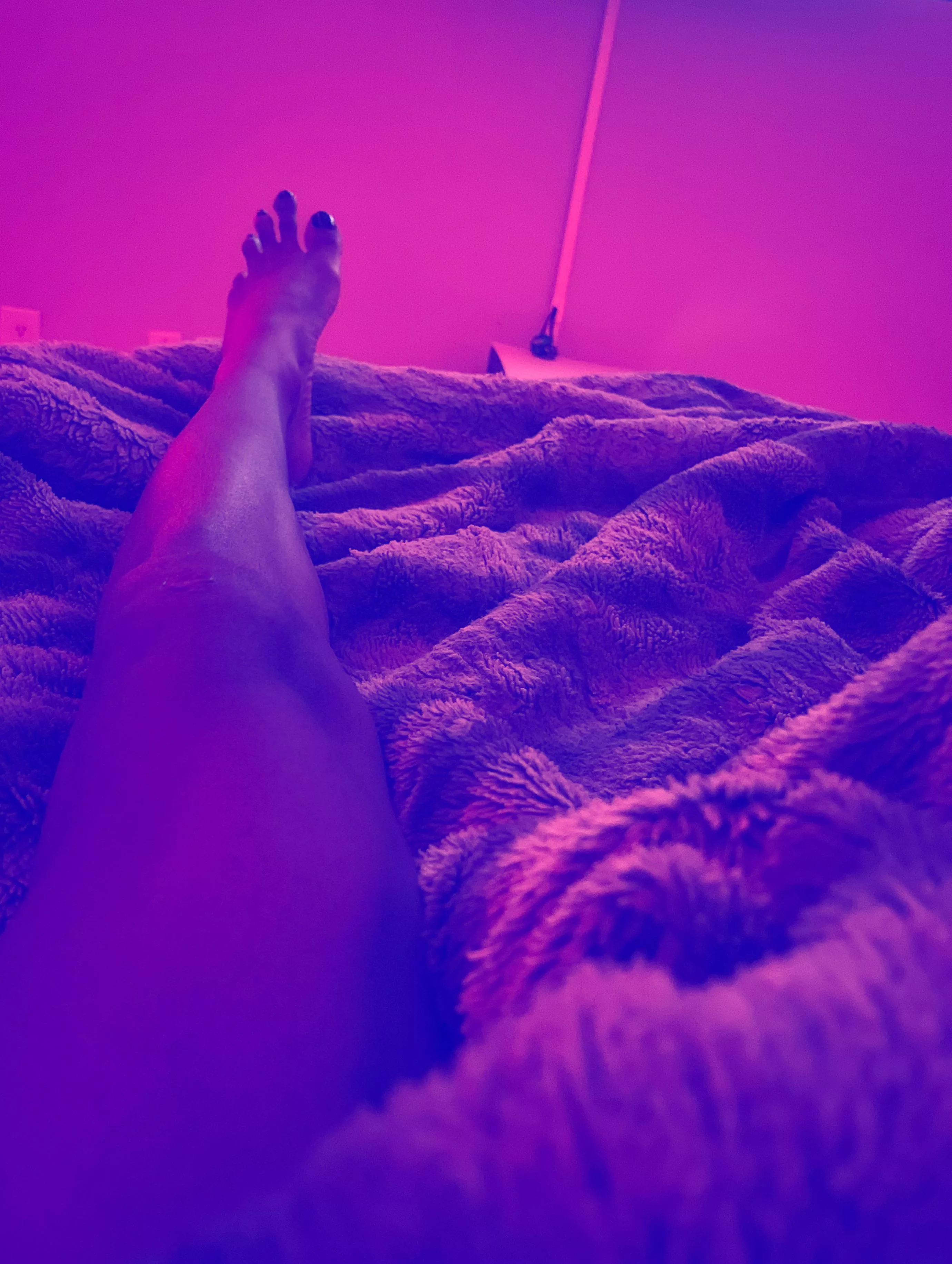 Open wide for mommy 😈