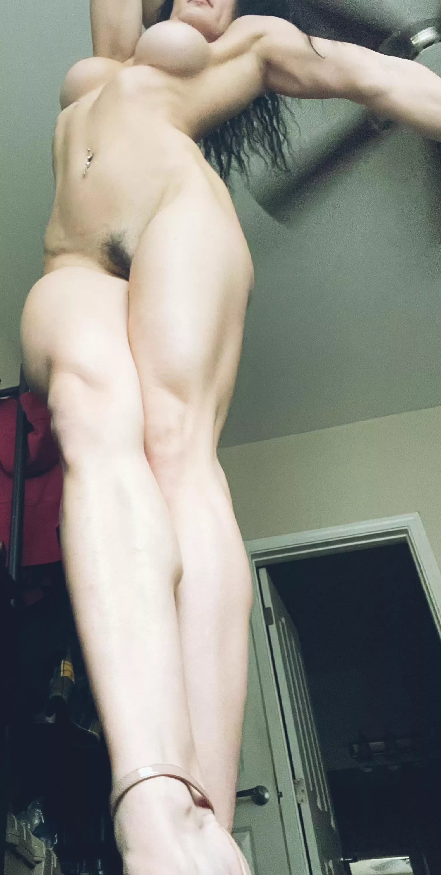 Sculpting my tall body quite nicely