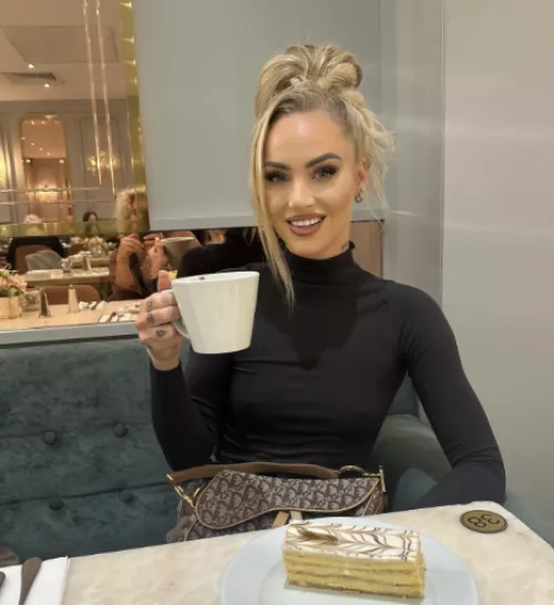 Started my day off with a yummy cup. 