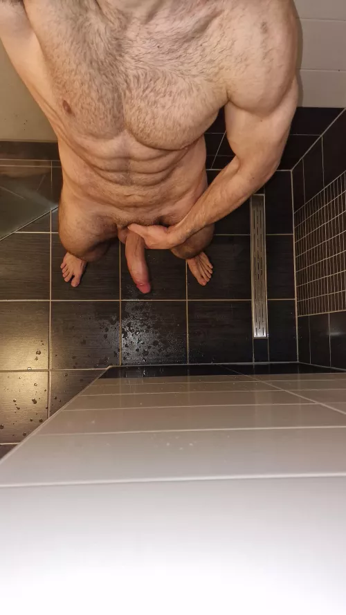 Suck my cock while I'm getting my shower ok?