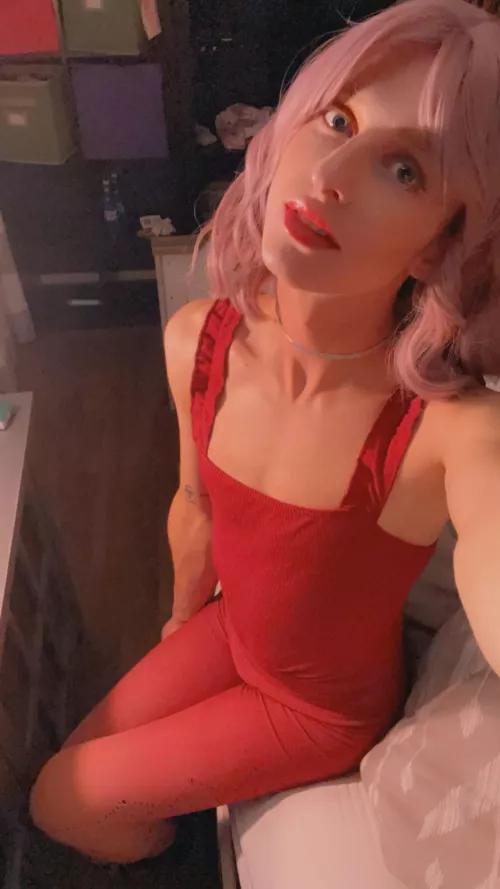 The choker with the red just feels so good ❤️‍🩹👄💋