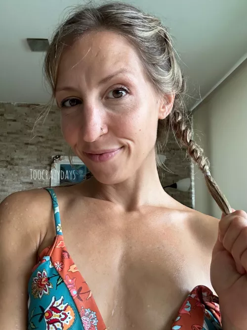 The pool makes me wet, but you can make me wetter