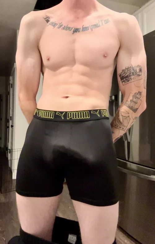 They say black is slimming but idk about that