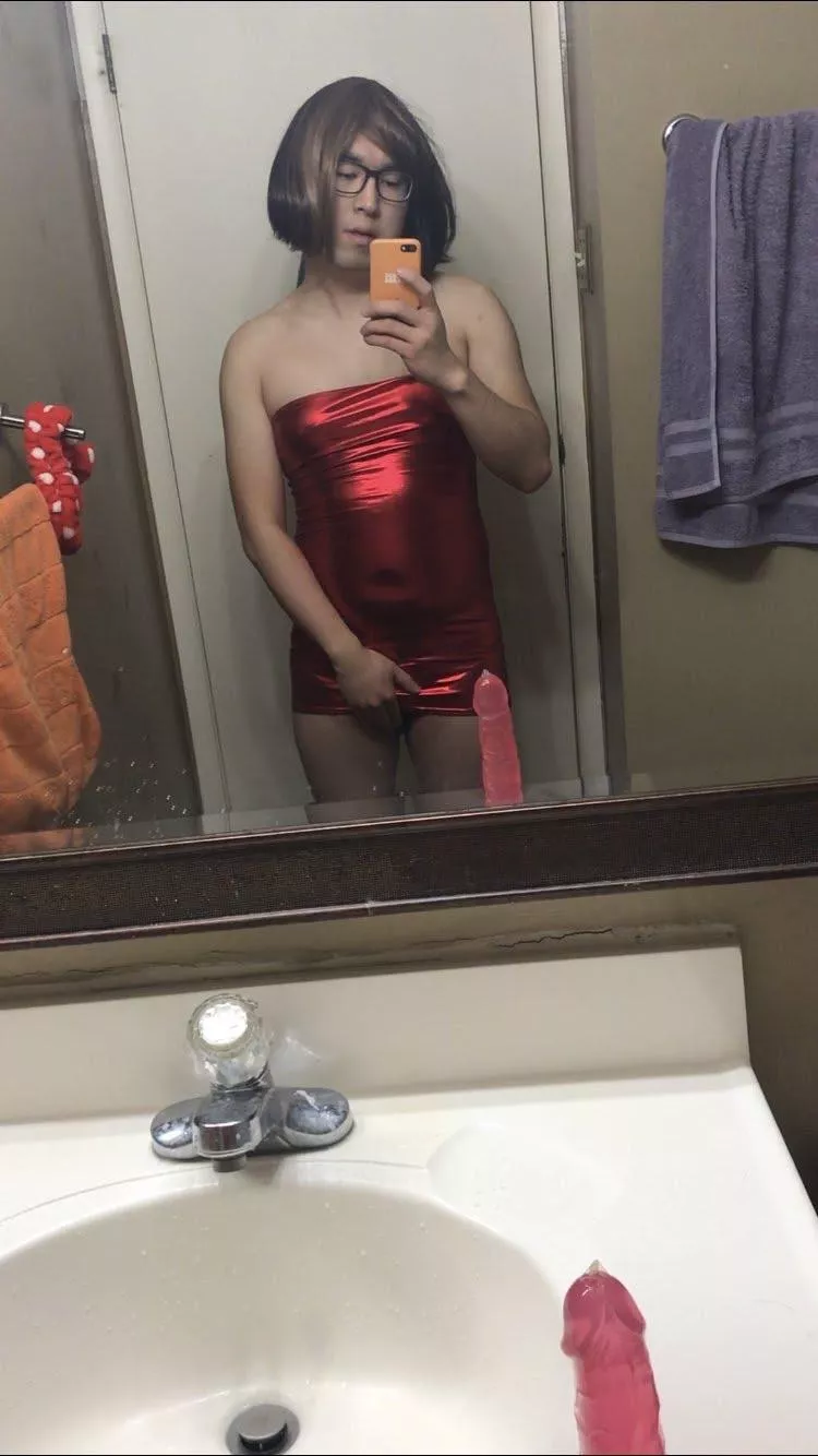 Want to dress more slutty clothes