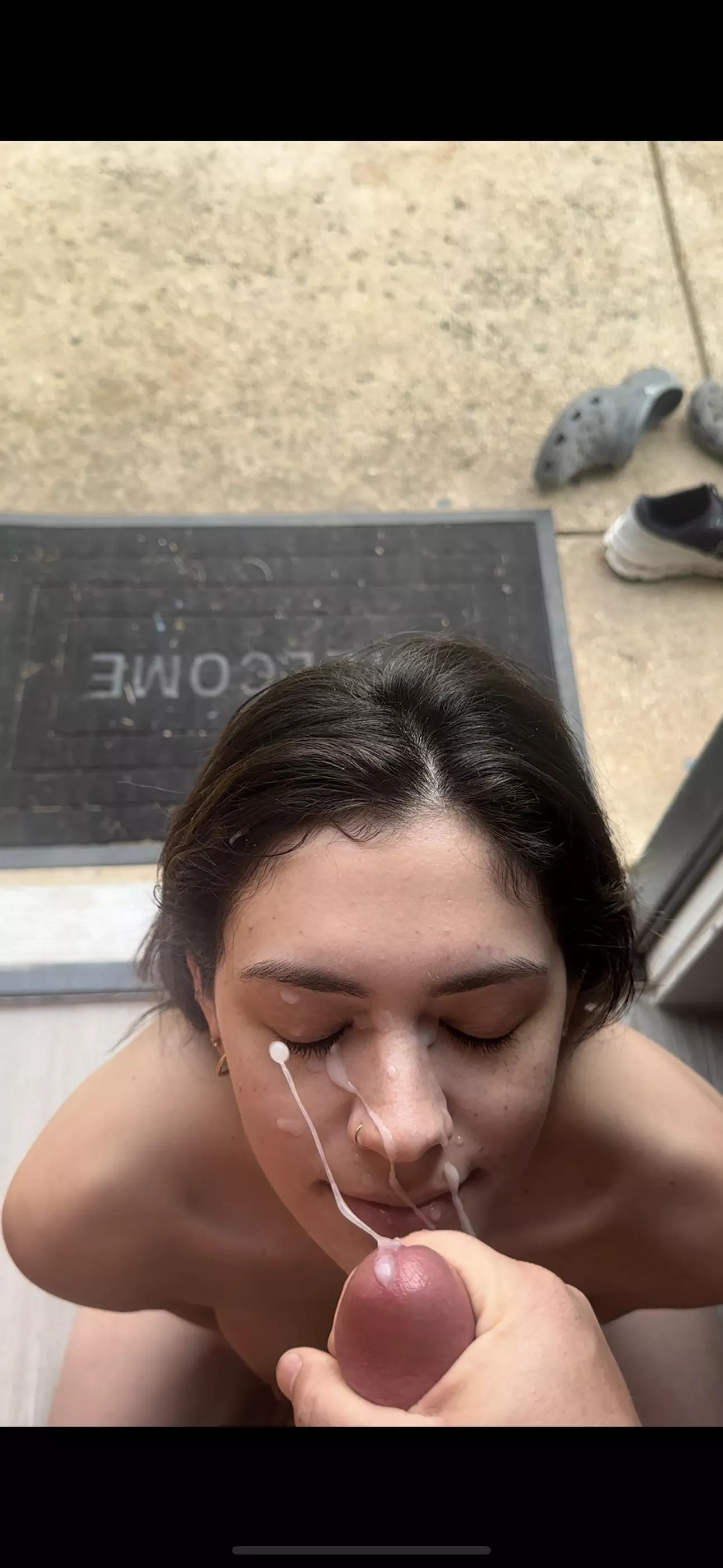 Welcum doors always open 🤤