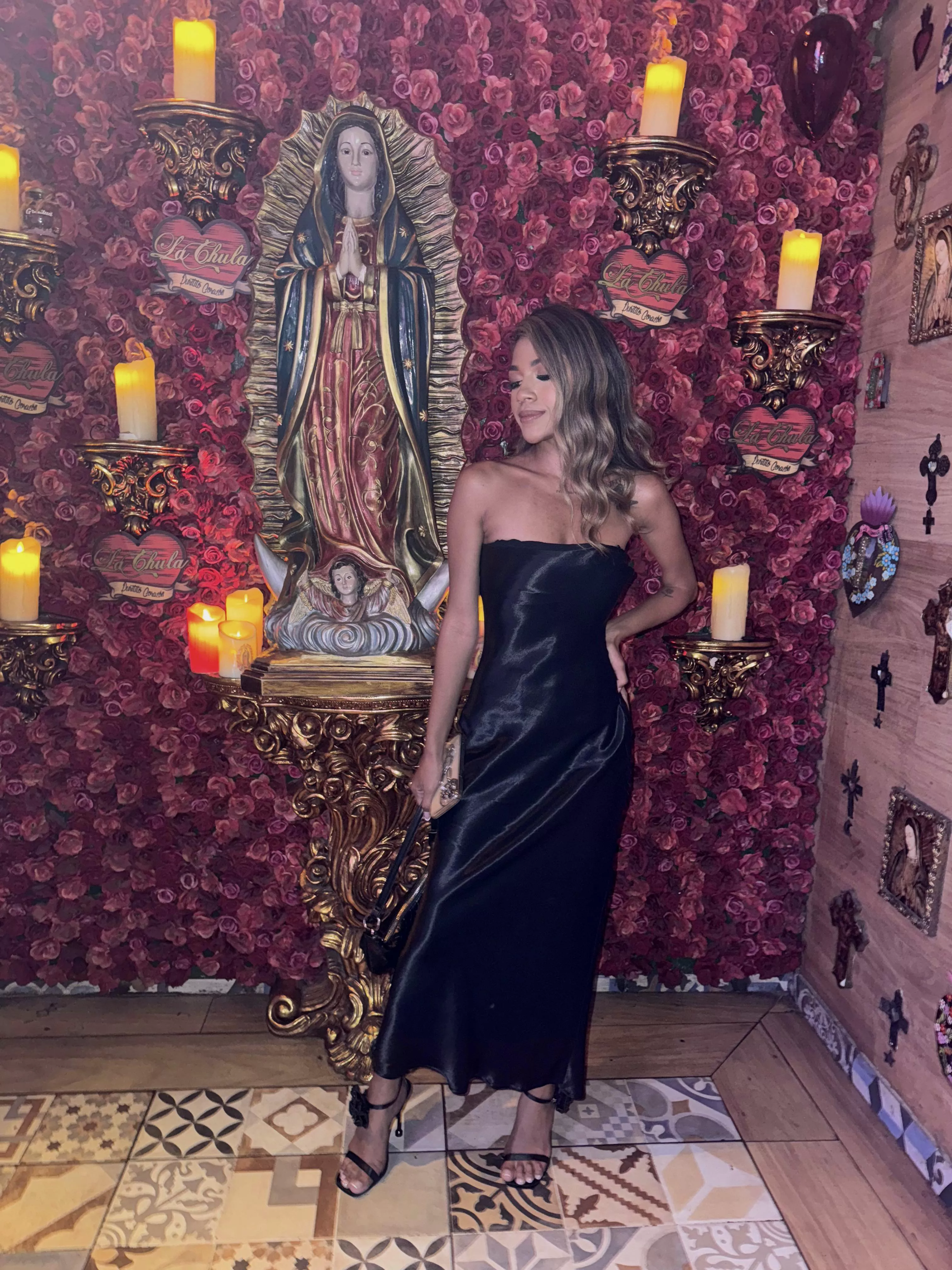 What do you like more my outfit or the background?