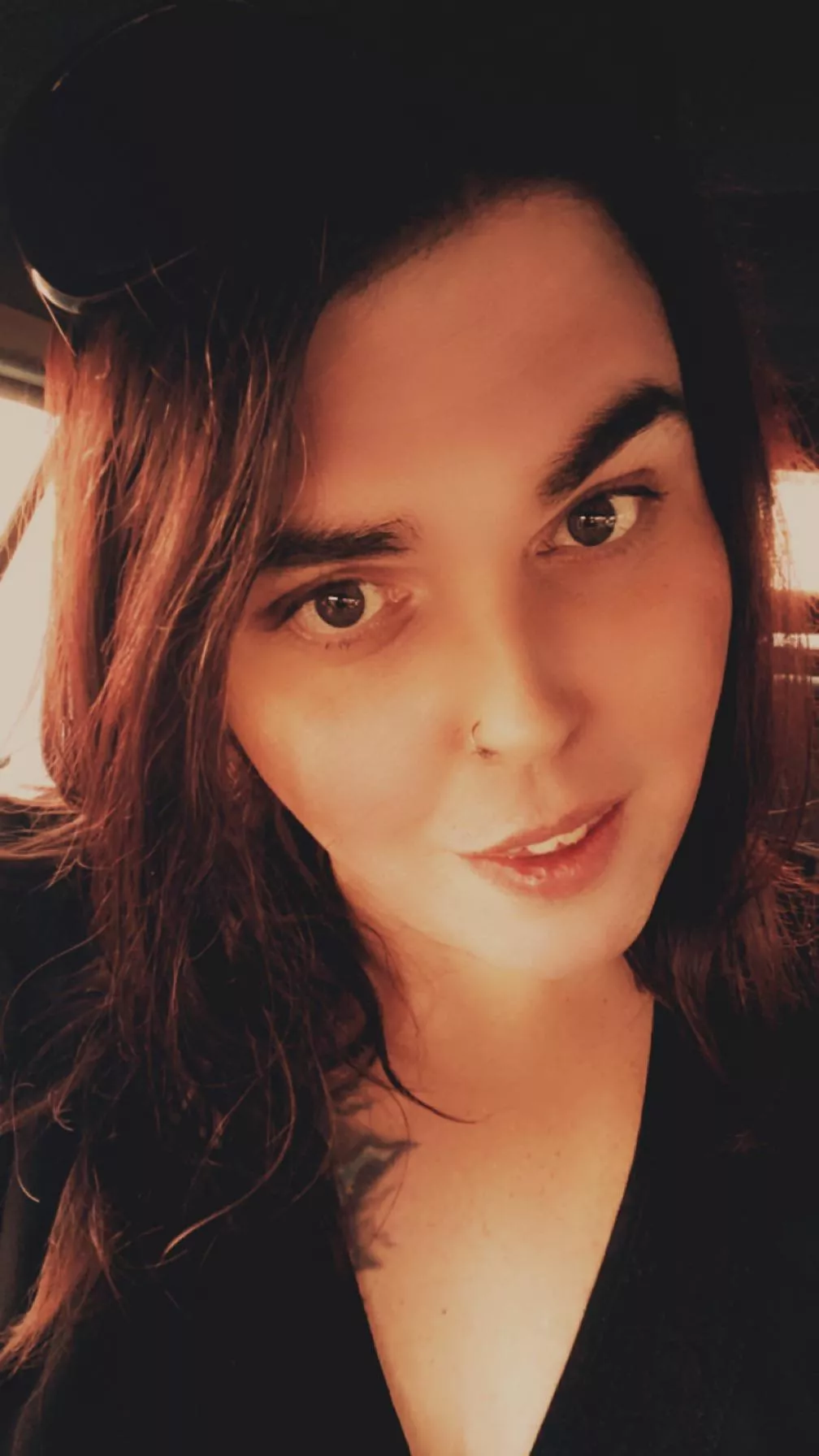 Wishing everyone a fun week ahead💜