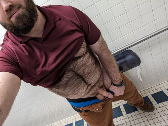 Work got busy yesterday so I forgot to post pictures. Doesn't mean I didn't sneak off to the bathroom to take em though. 😏😈