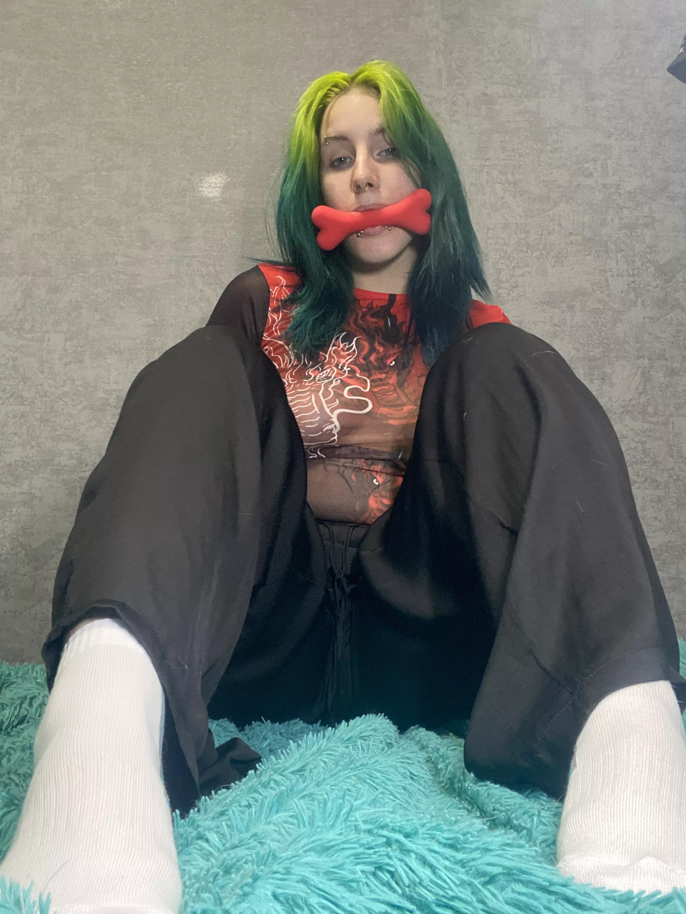 You wanna shove this in my throat while you fuck me?