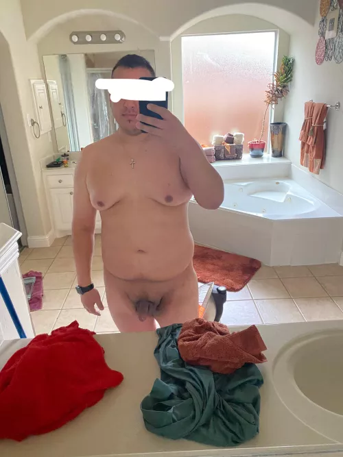 Been trying to get into shape, was wondering what y’all think on the progress so far. (33) (m)