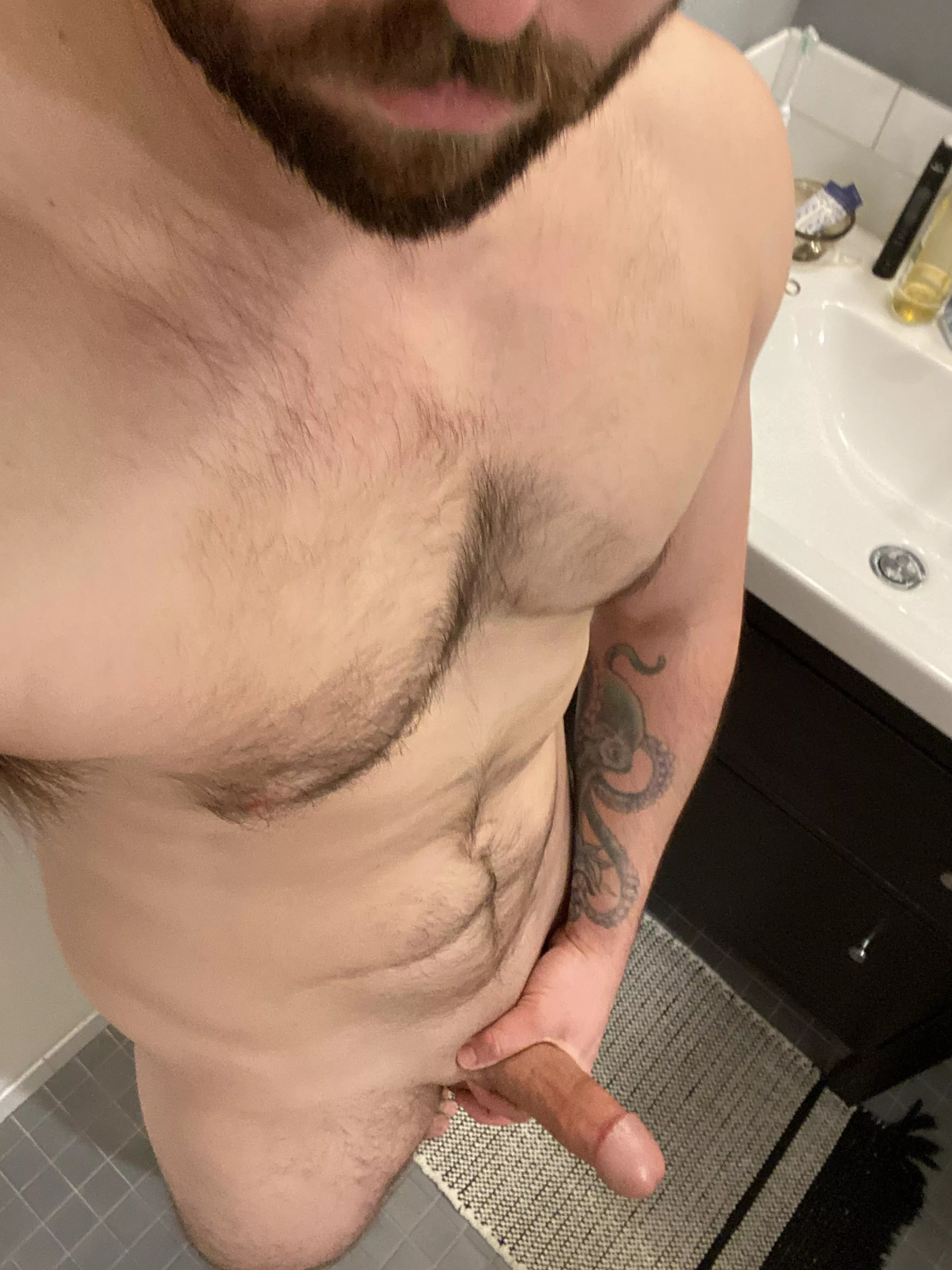 Come over and suck me dry after my shower, or during...