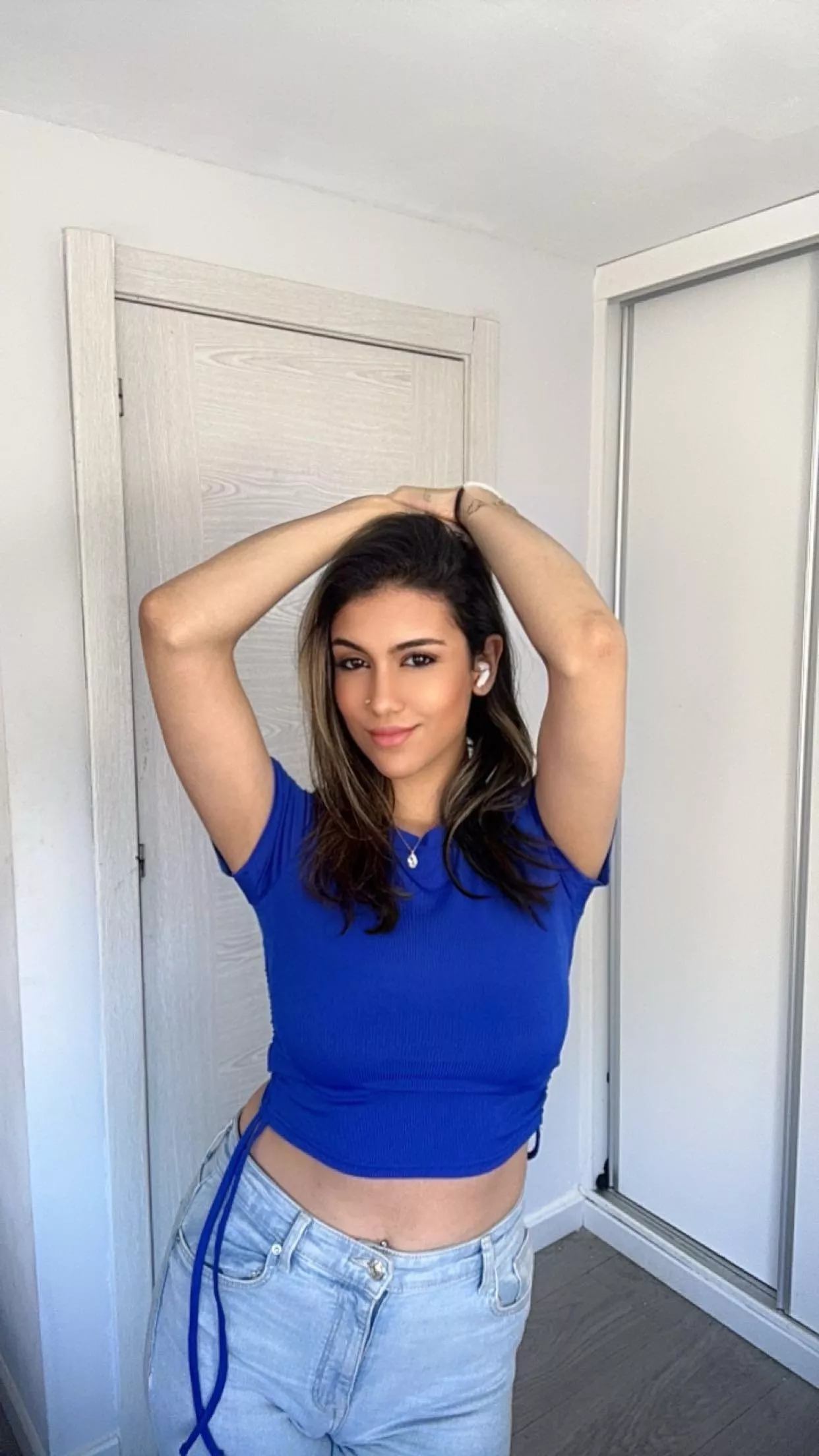 Does it matter how angels are dressed? I think you know when you see it...