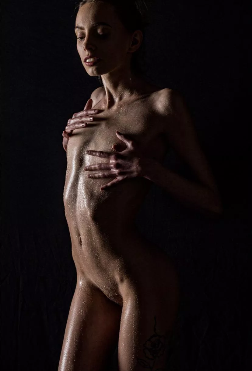 Fresh out of the shower... 🚿