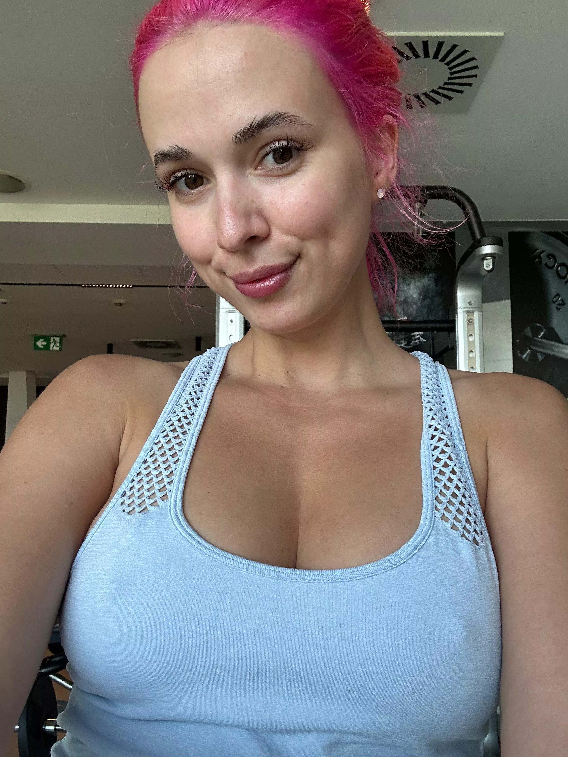 Happy morning starts at gym