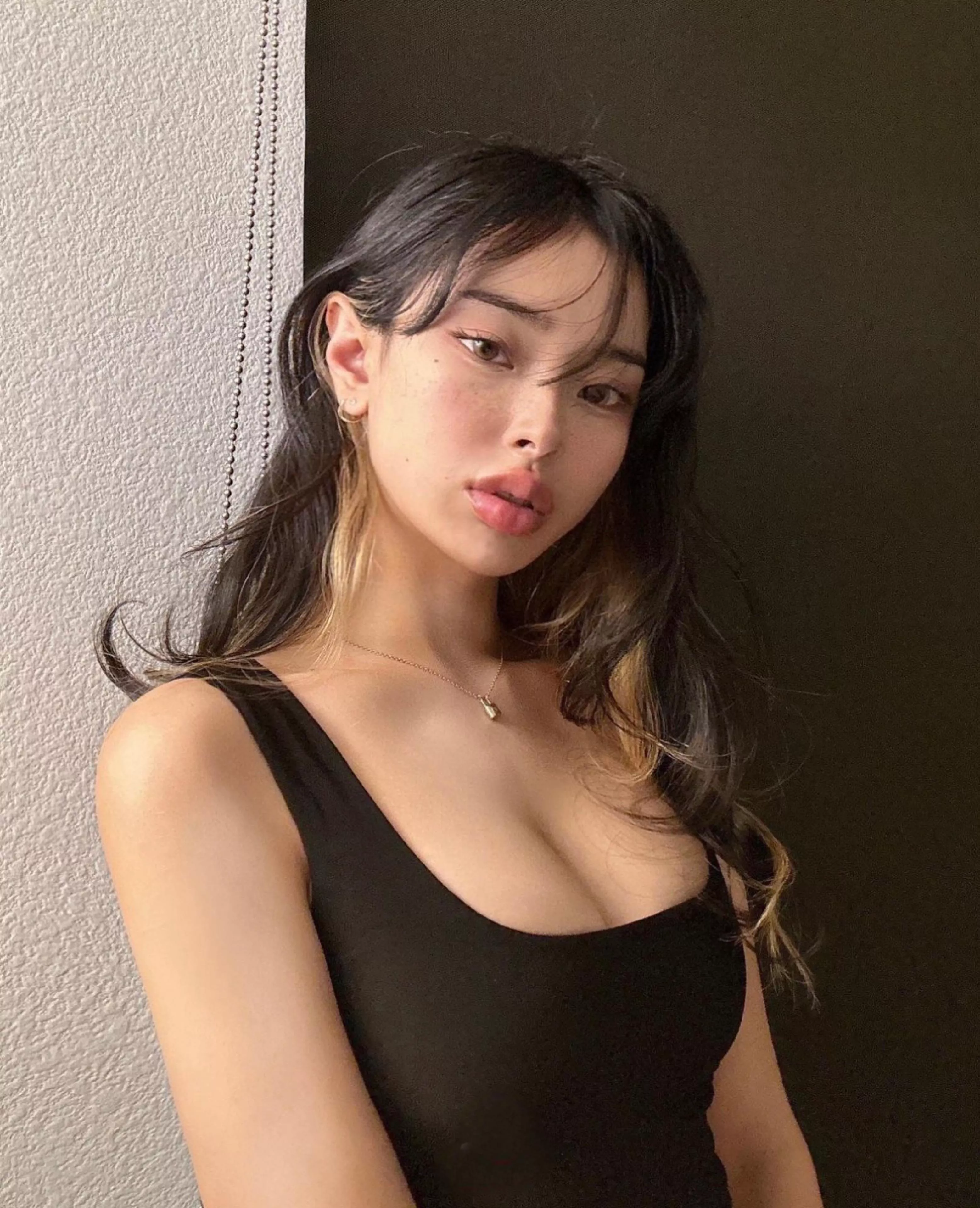 How do you like a Filipino/Chinese girl?
