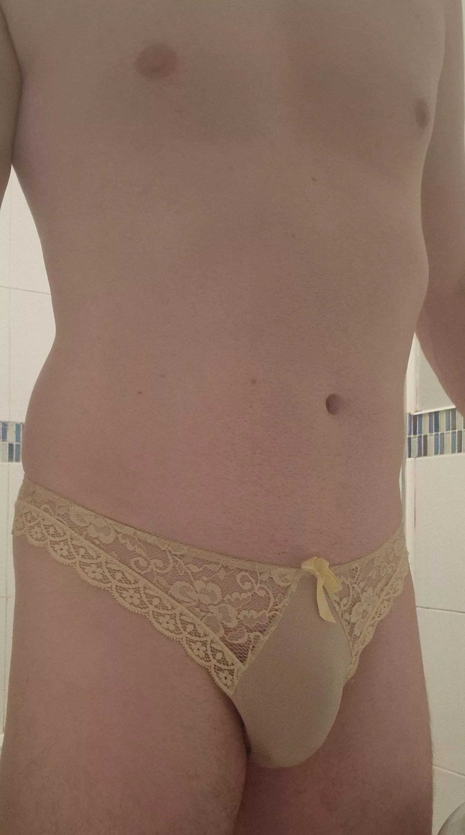 I think yellow suits me