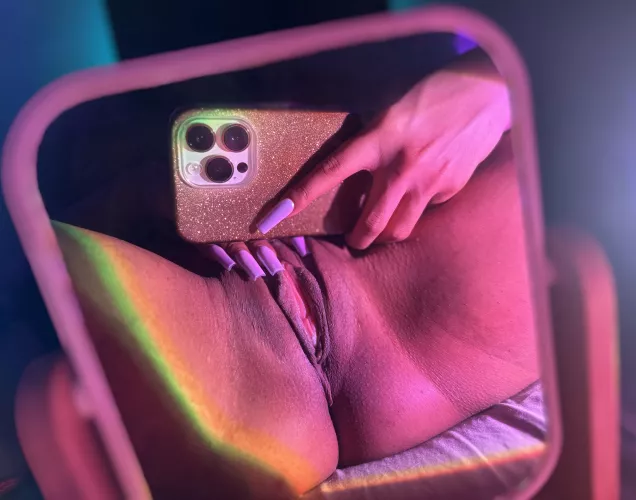 i wish your seed was dripping out of my fat pussy